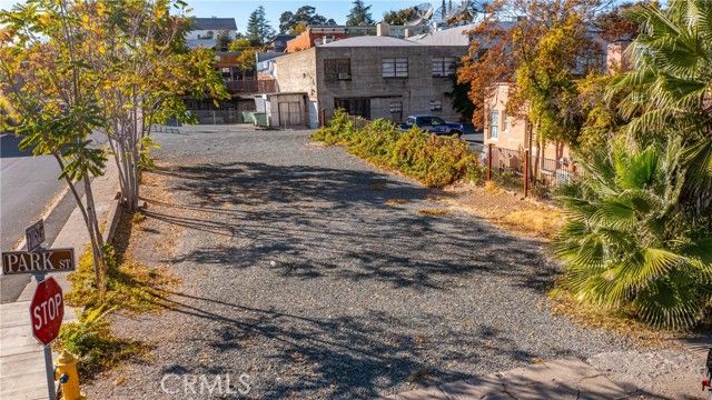 101 Park St Lakeport CA. Photo 2 of 13