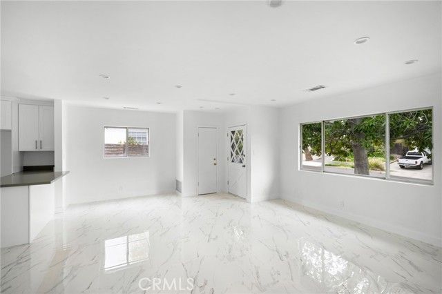 10242 Mather Ave, Sunland (los Angeles), CA | . Photo 6 of 30
