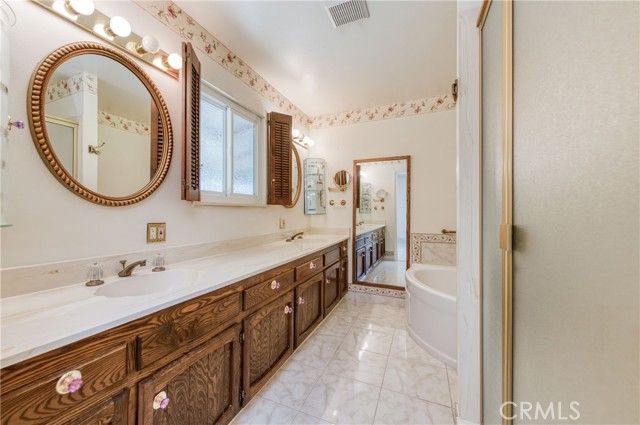 10293 Rolling Hills Dr, Madera, CA | . Photo 43 of 52