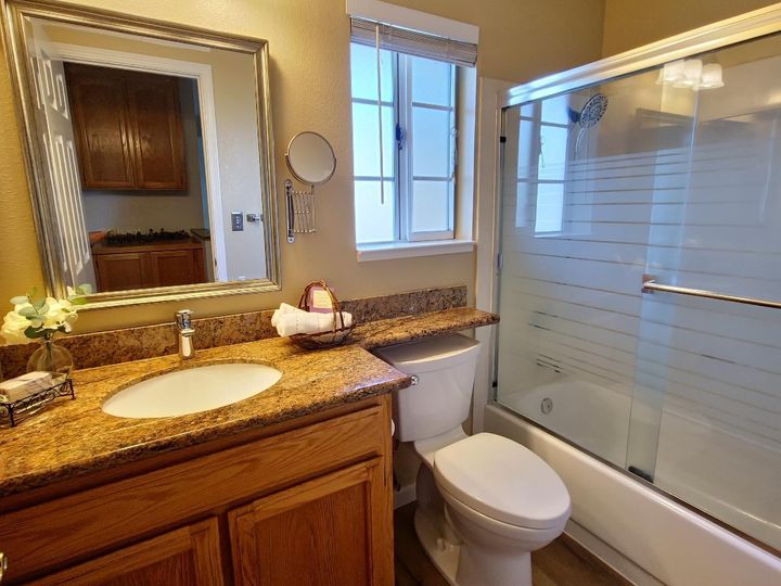 1062 Green Point Ct, Concord, CA | Live Oak. Photo 15 of 29