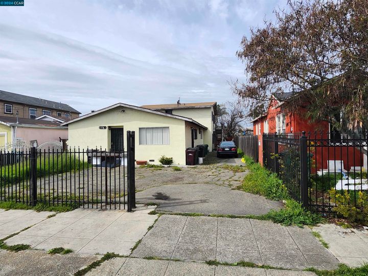 1131 88th Ave, Oakland, CA | . Photo 4 of 6