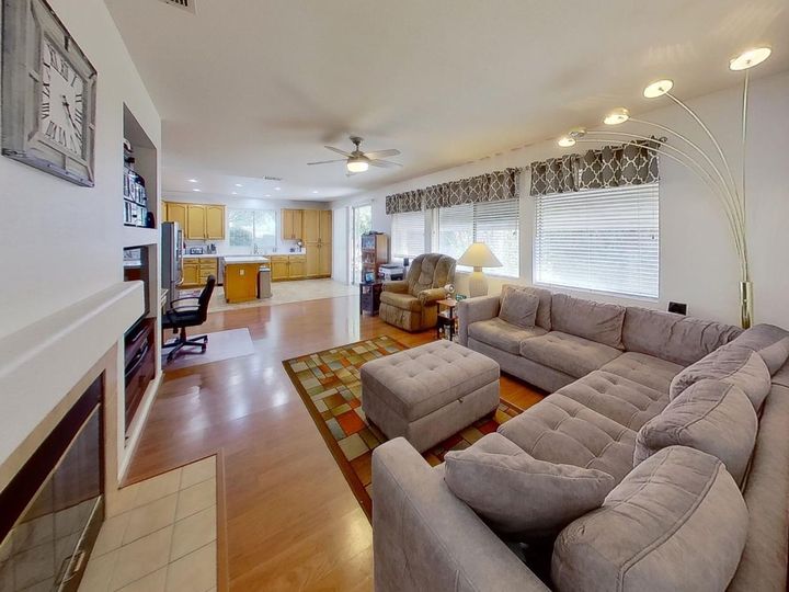 1150 Springhaven Ct, Brentwood, CA | . Photo 13 of 43