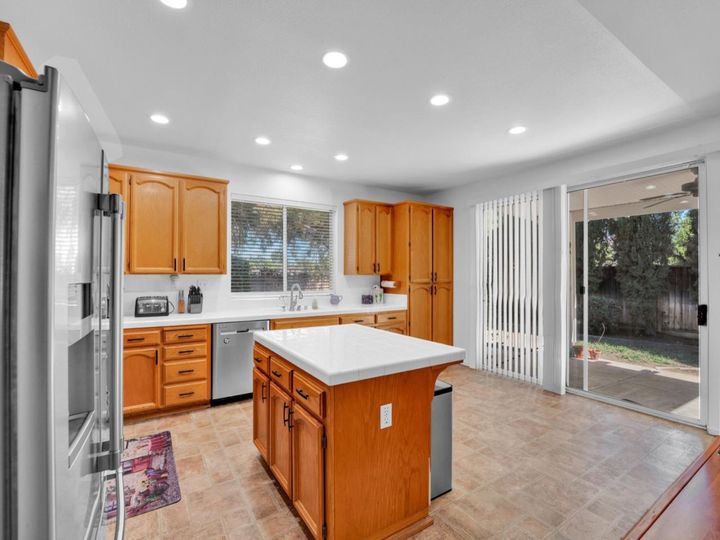1150 Springhaven Ct, Brentwood, CA | . Photo 16 of 43