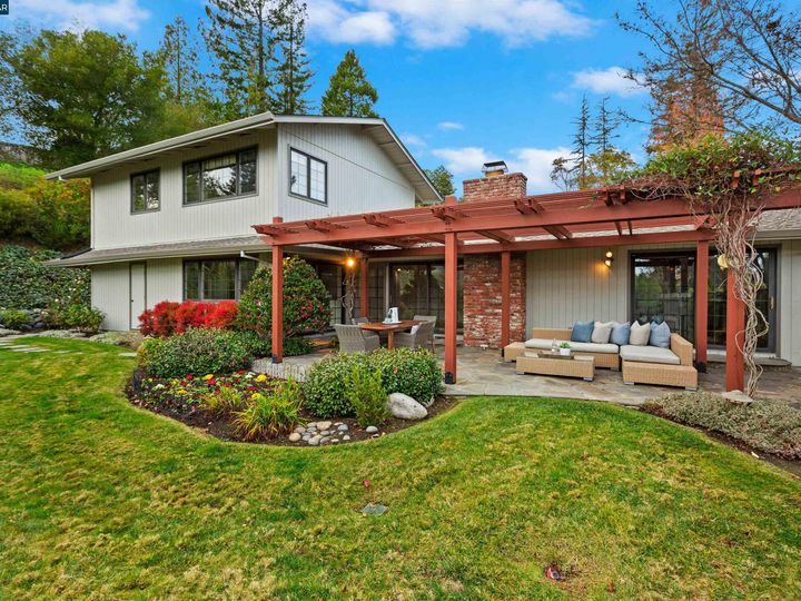 12 Eastwood Dr, Orinda, CA | Ivy Drive Area. Photo 1 of 30