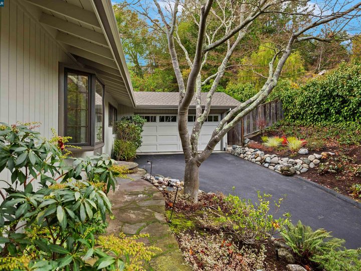 12 Eastwood Dr, Orinda, CA | Ivy Drive Area. Photo 30 of 30