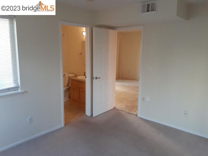 Lakeview condo #. Photo 13 of 19