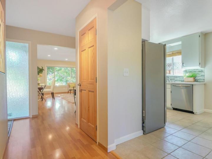 1340 Montecito Ave #B, Mountain View, CA, 94043 Townhouse. Photo 12 of 29