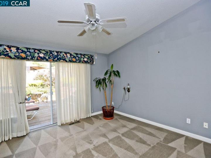1367 Shell Ln, Clayton, CA, 94517 Townhouse. Photo 15 of 32