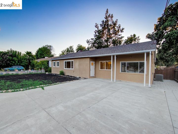 1451 Apple Dr, Concord, CA | . Photo 10 of 32