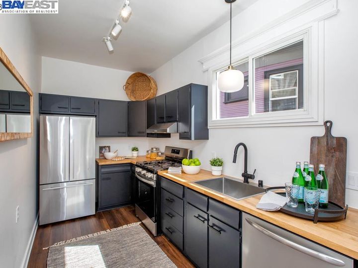 1561 5th St, Alameda, CA | West End. Photo 18 of 56