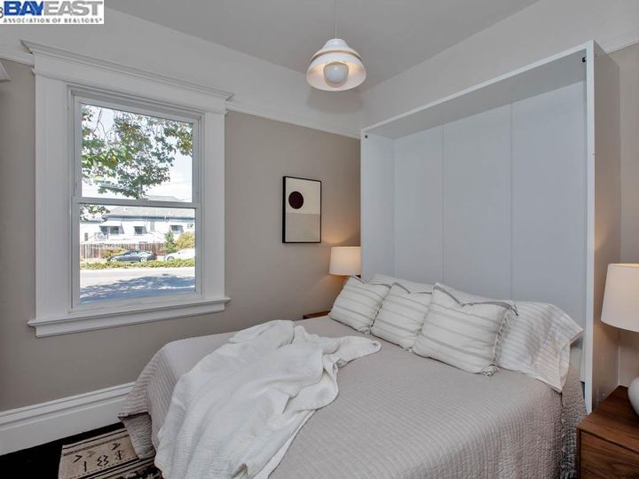 1561 5th St, Alameda, CA | West End. Photo 25 of 56