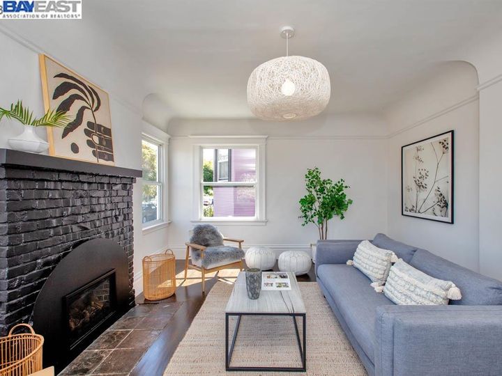 1561 5th St, Alameda, CA | West End. Photo 7 of 56