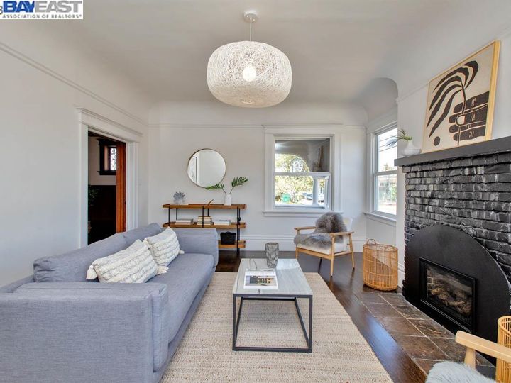 1561 5th St, Alameda, CA | West End. Photo 9 of 56