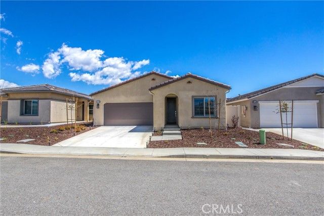 1570 Lismore Ln, Beaumont, CA | . Photo 2 of 32