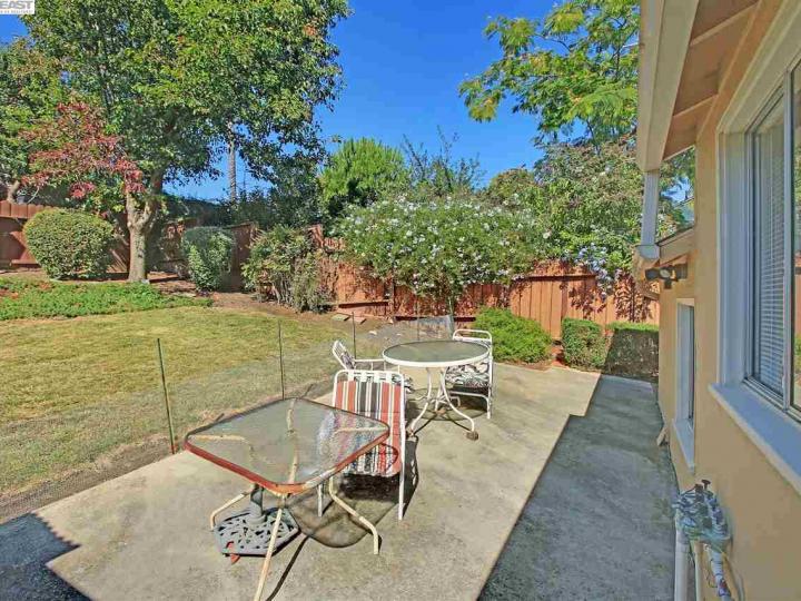 15977 Windsor Dr, San Leandro, CA | Fairmont Terrace. Photo 9 of 40