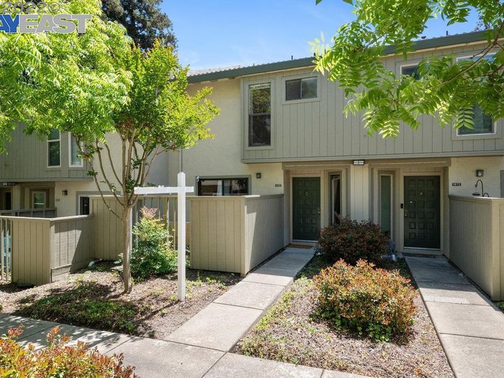 1670 Parkside Dr #8, Walnut Creek, CA, 94598 Townhouse. Photo 39 of 40