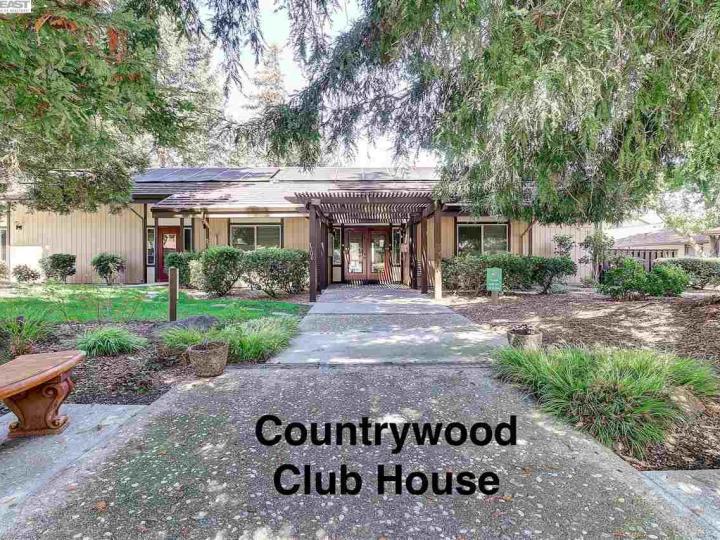 1677 Countrywood Ct, Walnut Creek, CA, 94598 Townhouse. Photo 29 of 40