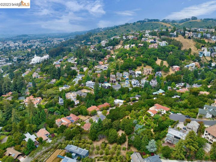 171 Vicente, Berkeley, CA | Claremont Hills. Photo 52 of 60