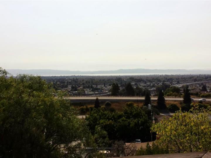 17375 Robey Dr, Castro Valley, CA | . Photo 7 of 8