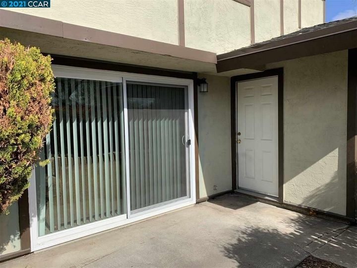 1800 Chinquapin Ct #C, Concord, CA, 94519 Townhouse. Photo 24 of 32
