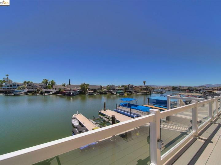 1814 Seal Way, Discovery Bay, CA | Delta Waterfront Access. Photo 5 of 40