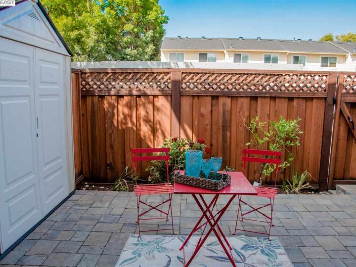1817 Monterey Dr, Livermore, CA, 94551 Townhouse. Photo 22 of 33