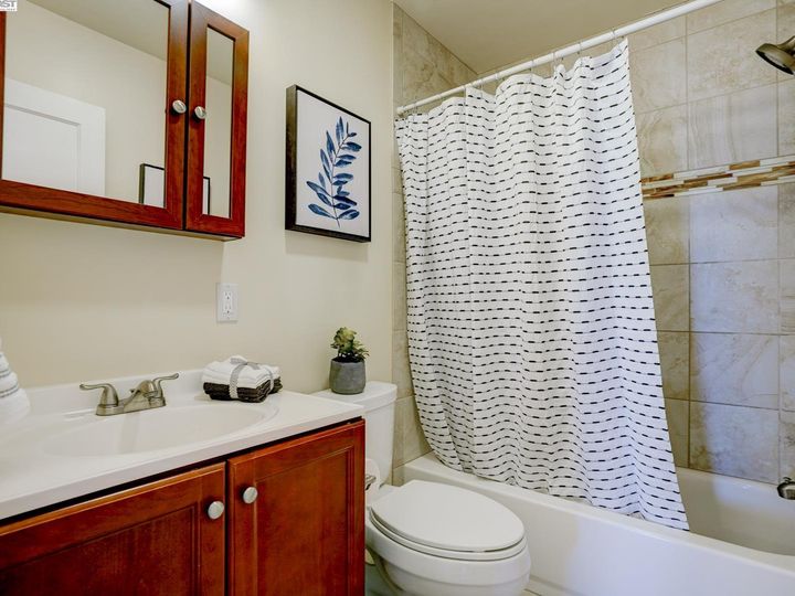 18803 Huber Dr, Castro Valley, CA | Chabot. Photo 27 of 40