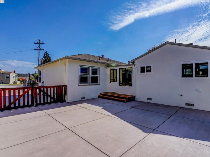 18803 Huber Dr, Castro Valley, CA | Chabot. Photo 37 of 40