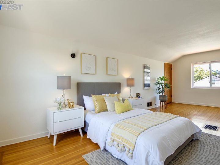 1914 105th Ave, Oakland, CA | Alameda. Photo 23 of 32