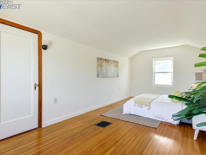 1914 105th Ave, Oakland, CA | Alameda. Photo 25 of 32