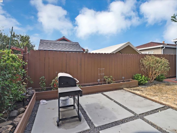 1928 103rd Ave, Oakland, CA | Ivy Wood Ext.. Photo 23 of 25
