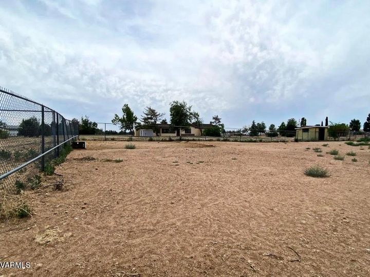 1940 W Bumblebee Rd, Chino Valley, AZ | Under 5 Acres. Photo 36 of 45
