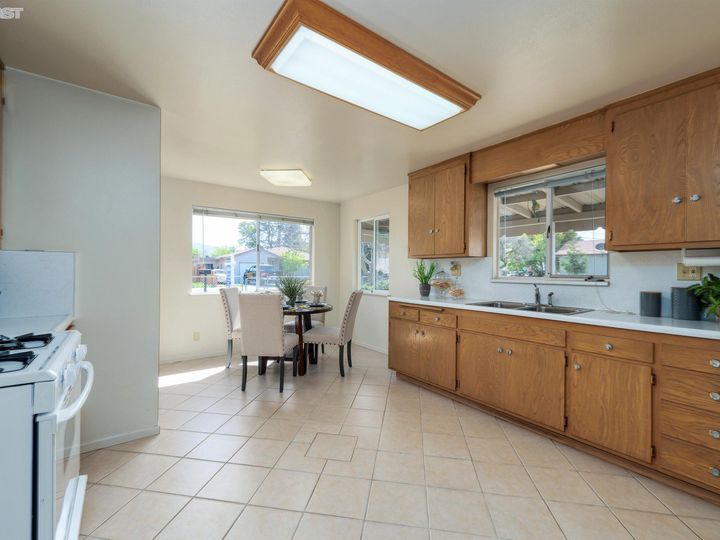 196 Sycamore St, Fremont, CA | Niles. Photo 5 of 32