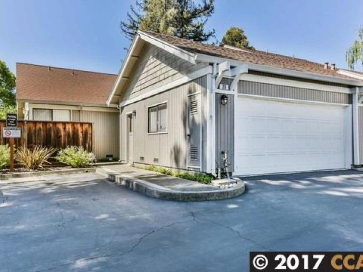 20 Donegal Way, Martinez, CA, 94553 Townhouse. Photo 1 of 24