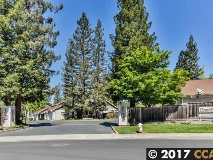 20 Donegal Way, Martinez, CA, 94553 Townhouse. Photo 24 of 24