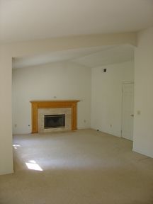 2052 Monte Ct, Milpitas, CA, 95035 Townhouse. Photo 4 of 4