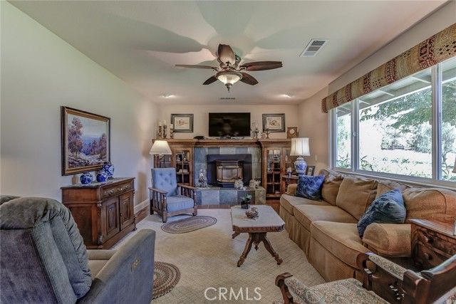 21953 Parkway Dr, Red Bluff, CA | . Photo 13 of 53