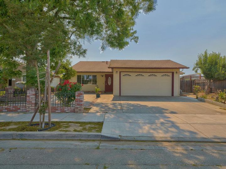222 Willow Dr, Hollister, CA | . Photo 1 of 23