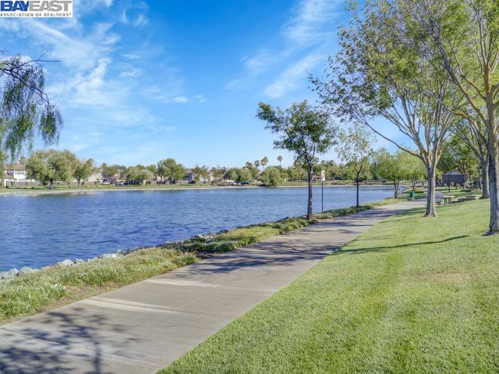 2236 Winchester Loop, Discovery Bay, CA | Lake Shore. Photo 49 of 53