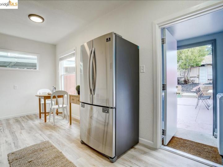 2378 E 24th St, Oakland, CA | Meadowbrook. Photo 17 of 35