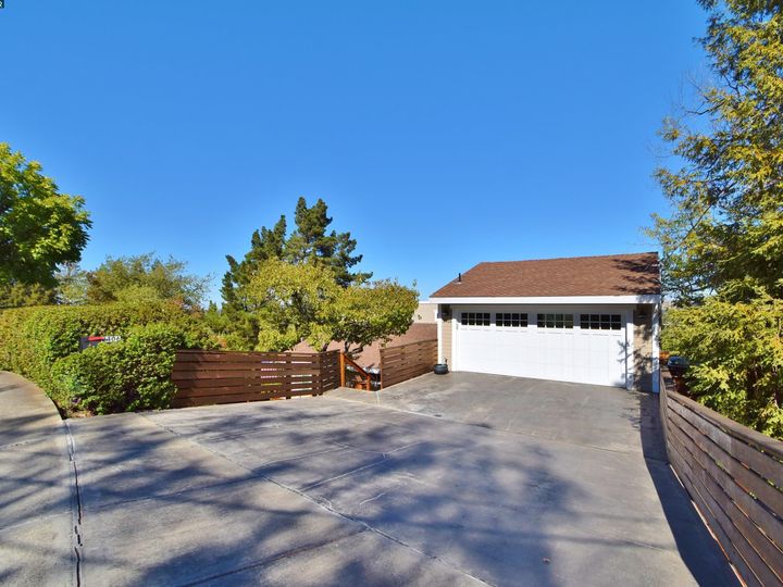 2406 Overlook Dr, Walnut Creek, CA | The Hill. Photo 31 of 35