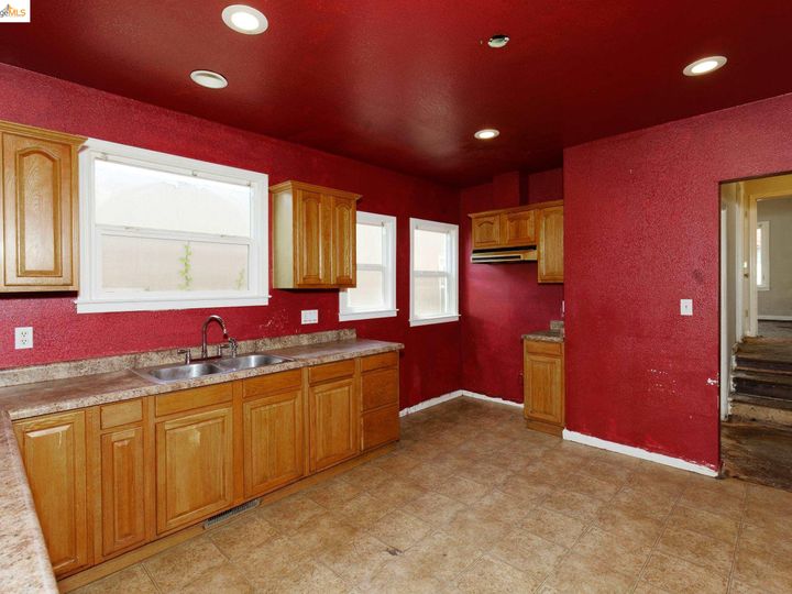 2431 55th Ave, Oakland, CA | East Oakland. Photo 10 of 26