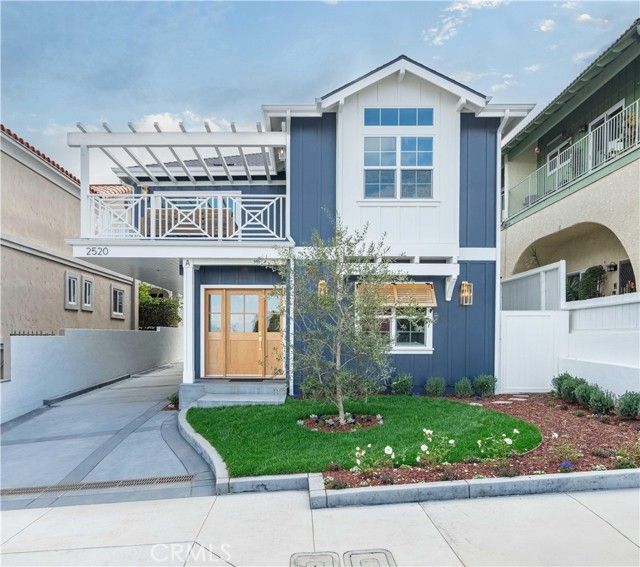 2520 Curtis Ave #A, Redondo Beach, CA, 90278 Townhouse. Photo 1 of 40