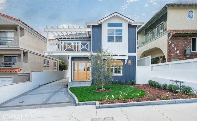 2520 Curtis Ave #A, Redondo Beach, CA, 90278 Townhouse. Photo 6 of 40