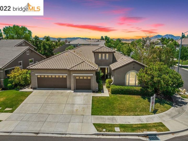 2601 Silvermere Ct, Brentwood, CA | Shadow Lakes. Photo 1 of 60