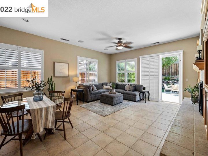 2601 Silvermere Ct, Brentwood, CA | Shadow Lakes. Photo 22 of 60