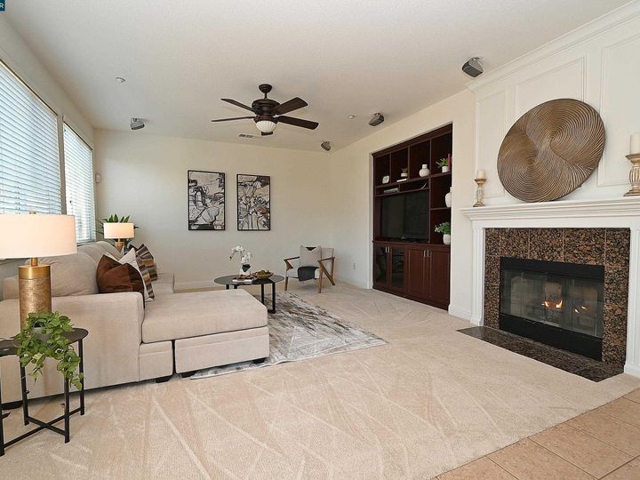 2853 Peace Ln, Brentwood, CA | Rose Garden. Photo 20 of 60