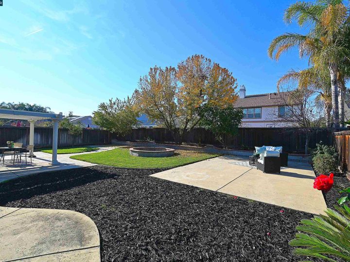 2853 Peace Ln, Brentwood, CA | Rose Garden. Photo 47 of 60