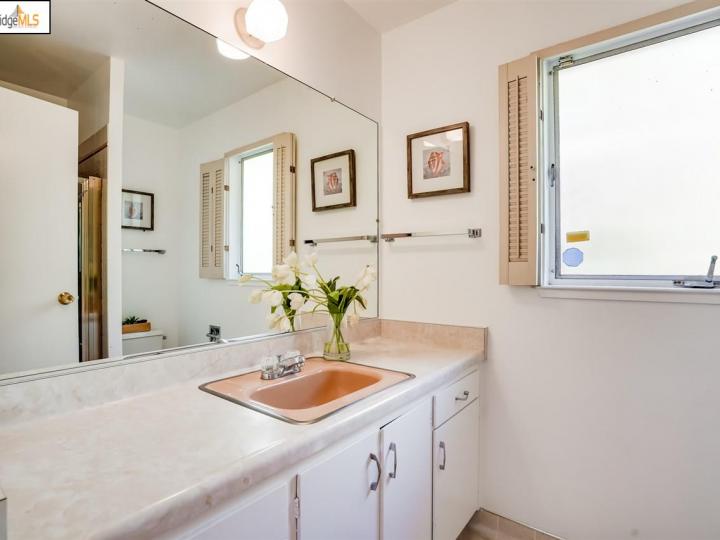 2901 Wiswall Dr, Richmond, CA | Hilltop/fairmede. Photo 20 of 30