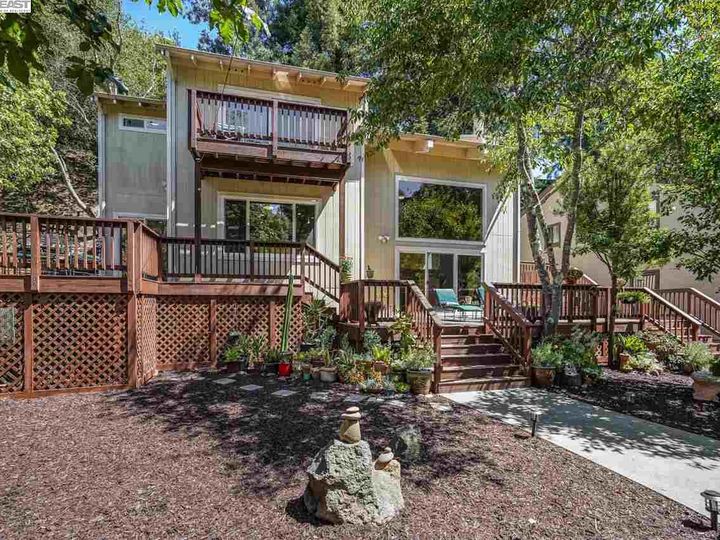 2922 Holyrood Dr, Oakland, CA | Piedmont Pines. Photo 1 of 30